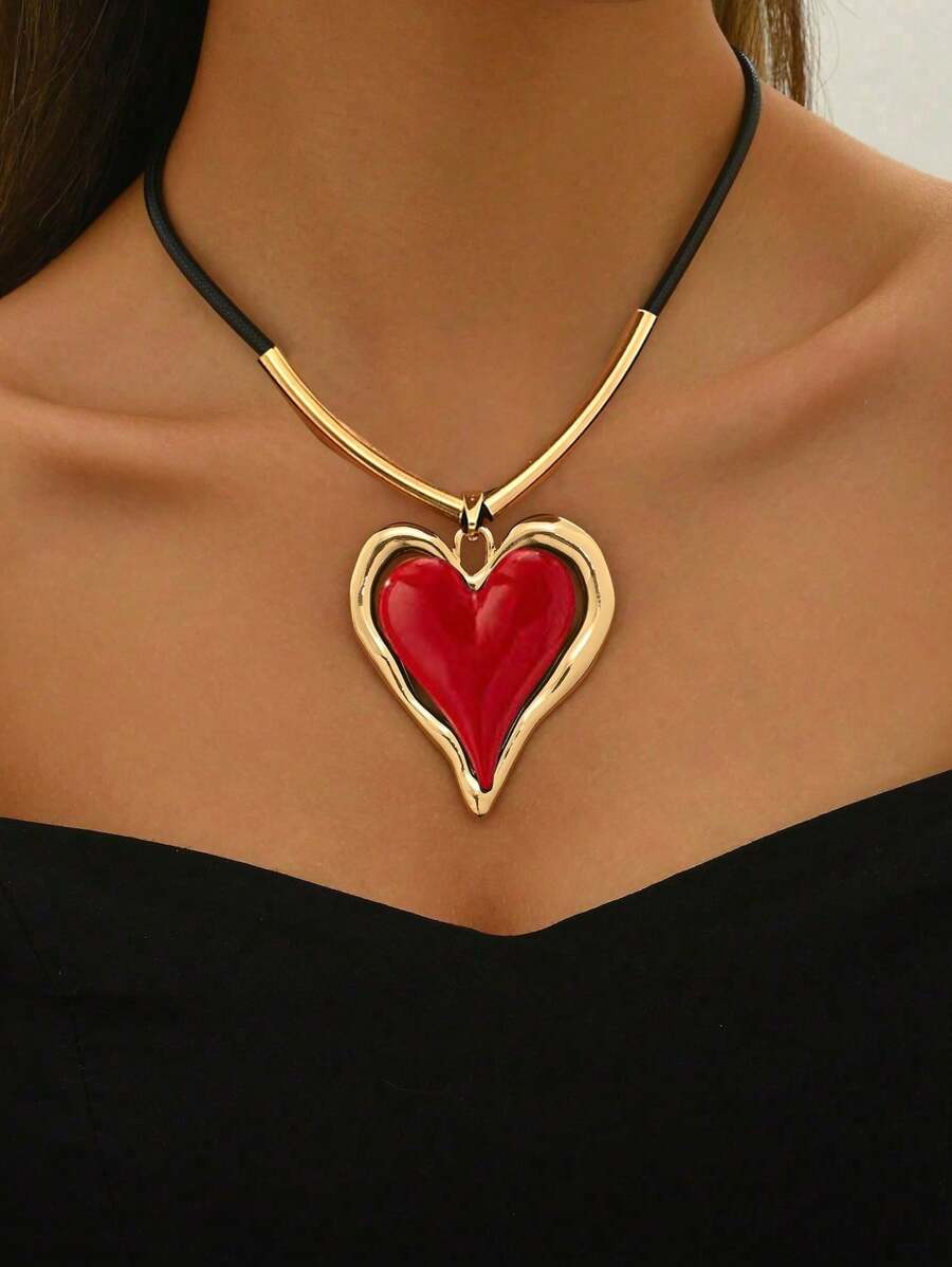 1 pieza Collar con colgante en forma de corazón, joyería para la clavícula, simple y versátil, estilo punk para el Día de San Valentín
