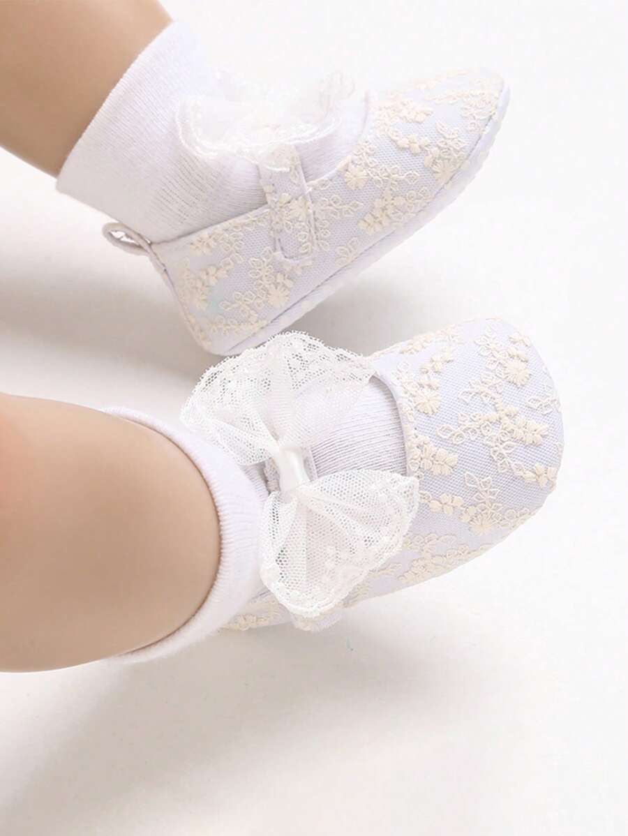 Newborn Infant Girls Solid Color Floral Princess Casual Flat Shoes