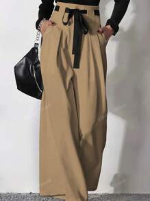 Kolor khaki