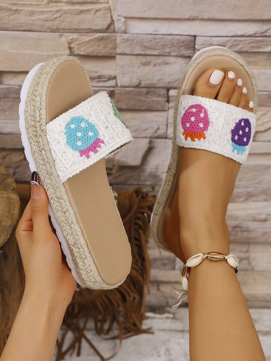 Sandalias planas de mujer de estilo vintage tejido, nueva colección 2025