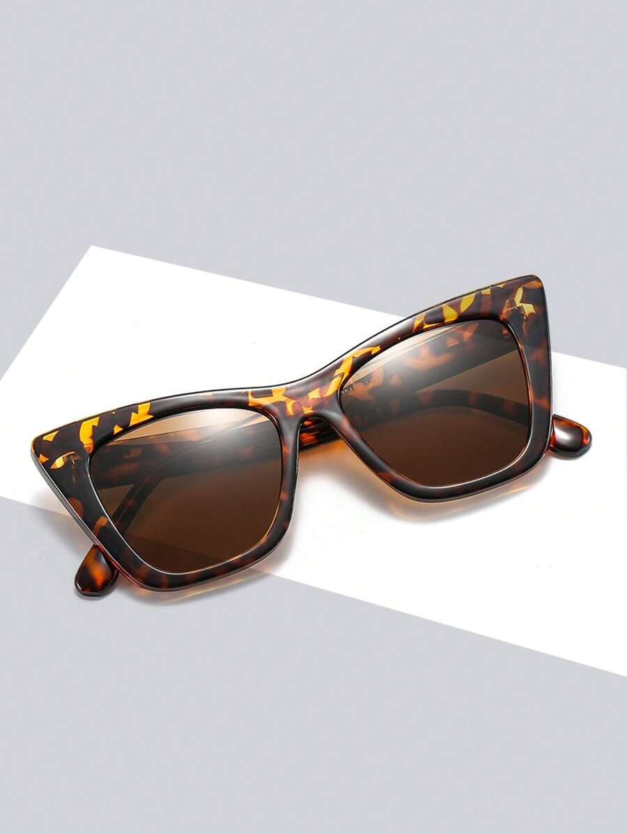 1pc Women's Fashion Fashion Glasses, 2025 New Oversized Cat Eye Frame, Suitable For Summer Beach, Campfires, Parties, Vintage & , Lightweight Luxury, For Sunning, Fishing, Driving, Cycling, Travel, Fashion Outfit, Stage Performance