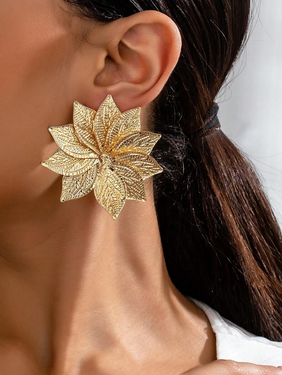 1 Pair European & American Exaggerated Leaf Design Earrings, Elegant Round Minimalist Versatile Accessories