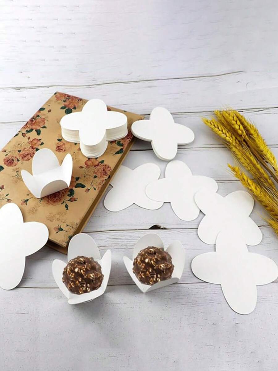 20pcs/Pack Butterfly Chocolate Candy Dessert Paper Cups, Wedding Party Decoration Small Paper Boxes