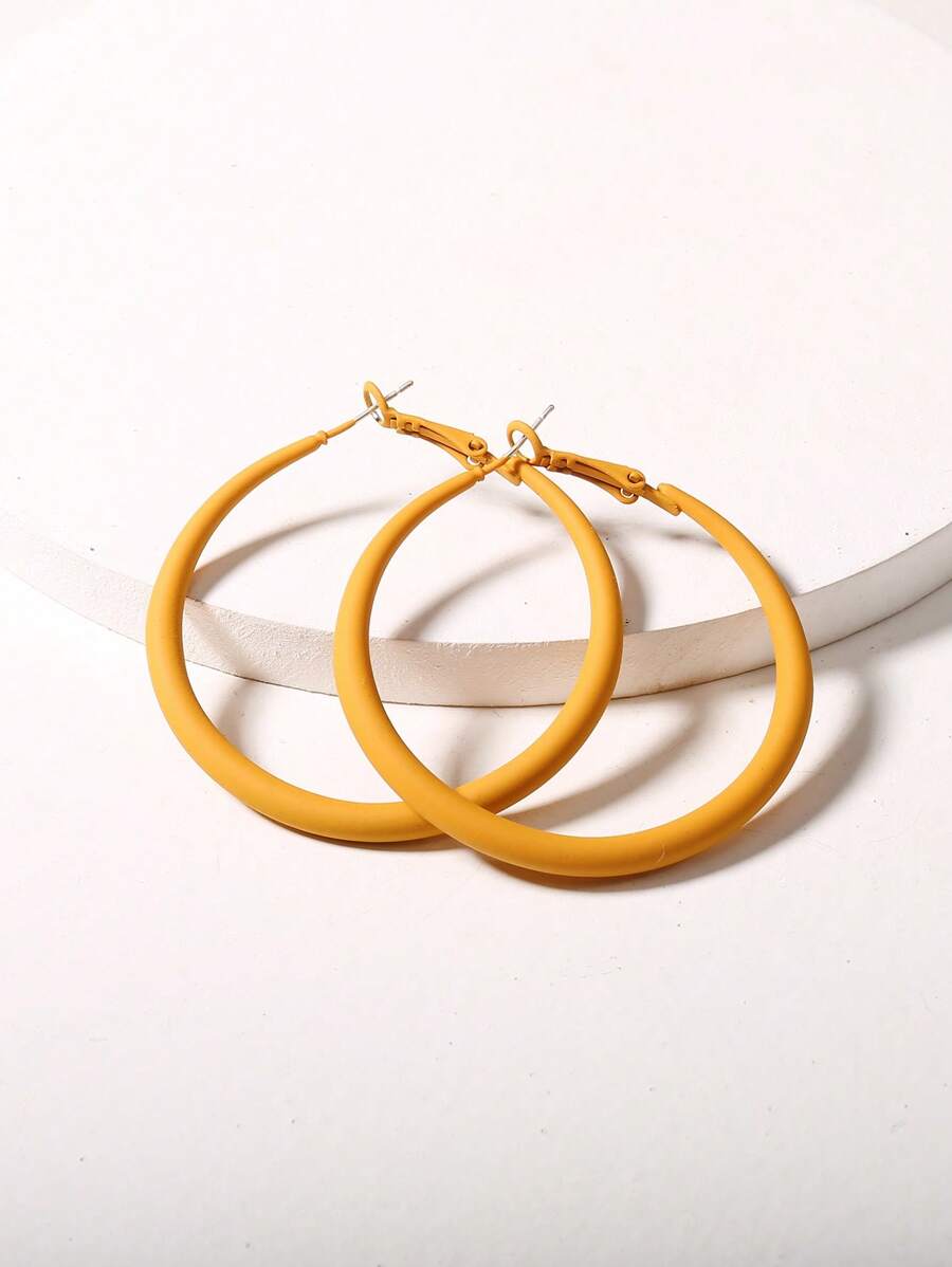 1 paar minimalistische stijl geometrische opengewerkte geschilderde dames hoepeloorbellen, dagelijks en als cadeau