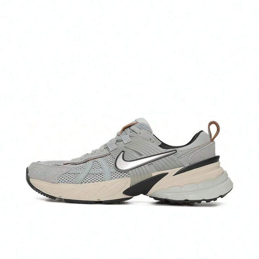 Nike 2024 Women's NIKE V2K RUN Low-Top Sneakers/Retro Shoes FN6703-003