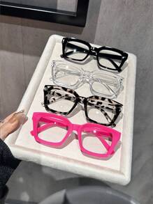 4pcs Black and White Leopard Print Transparent Rose Red White Flat
