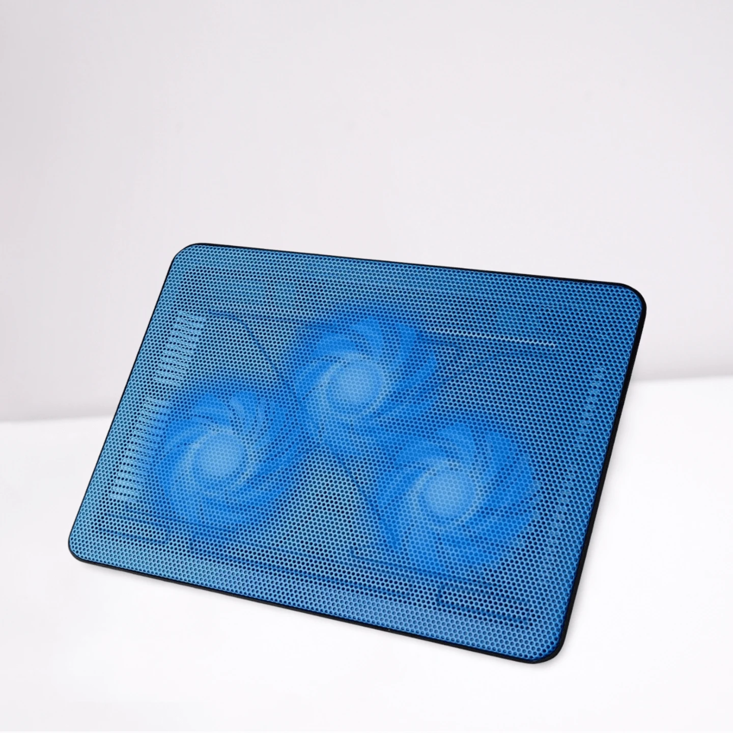 Almohadilla de enfriamiento para portátil de 15.6-17 pulgadas con 3 ventiladores, diseño delgado y portátil alimentado por USB, enfriamiento eficiente para portátiles con acabado azul elegante