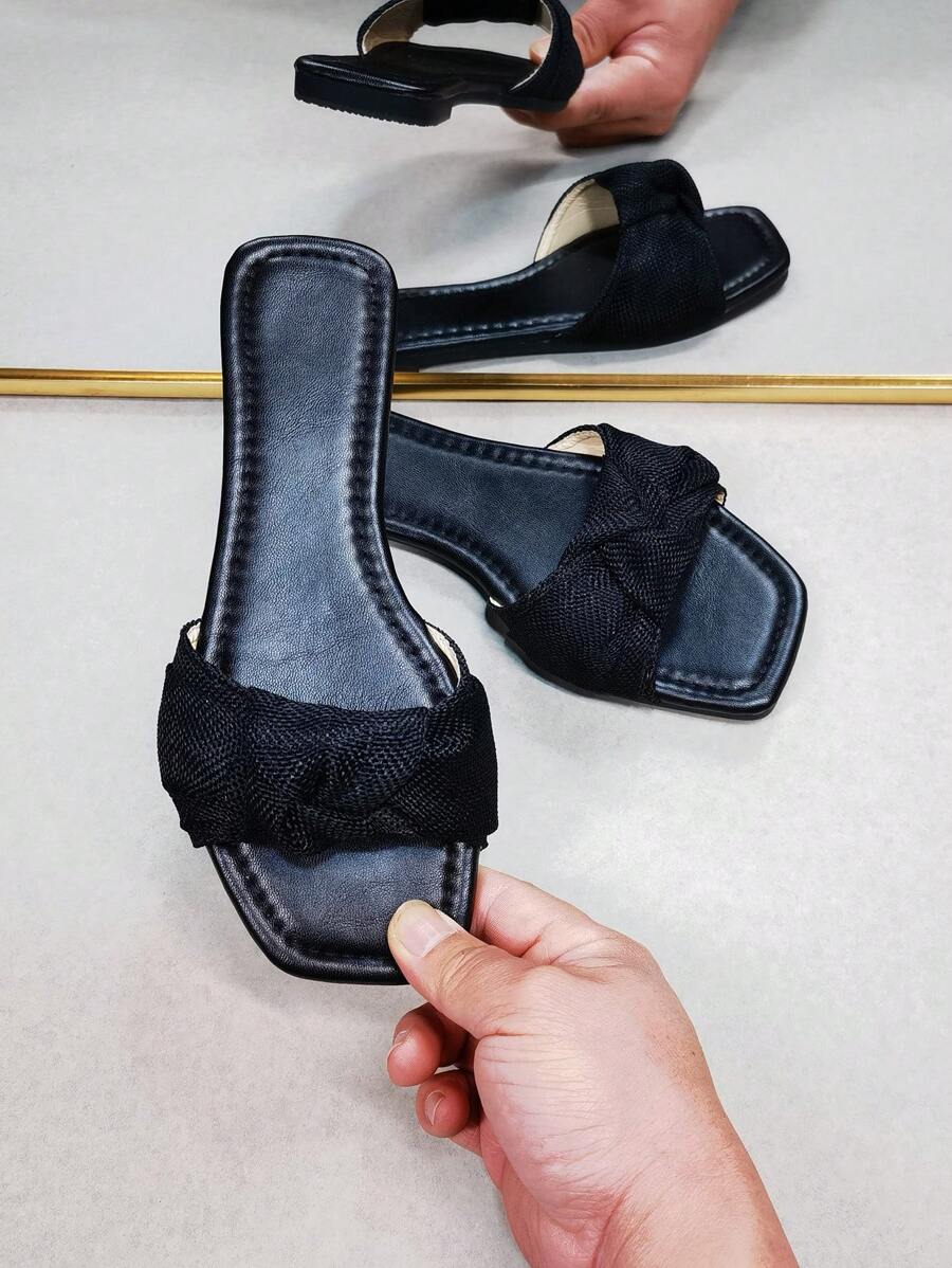 2025 Spring/Summer New Flat Sandals, Strap Bow Decor, Black Casual Fashion Slippers