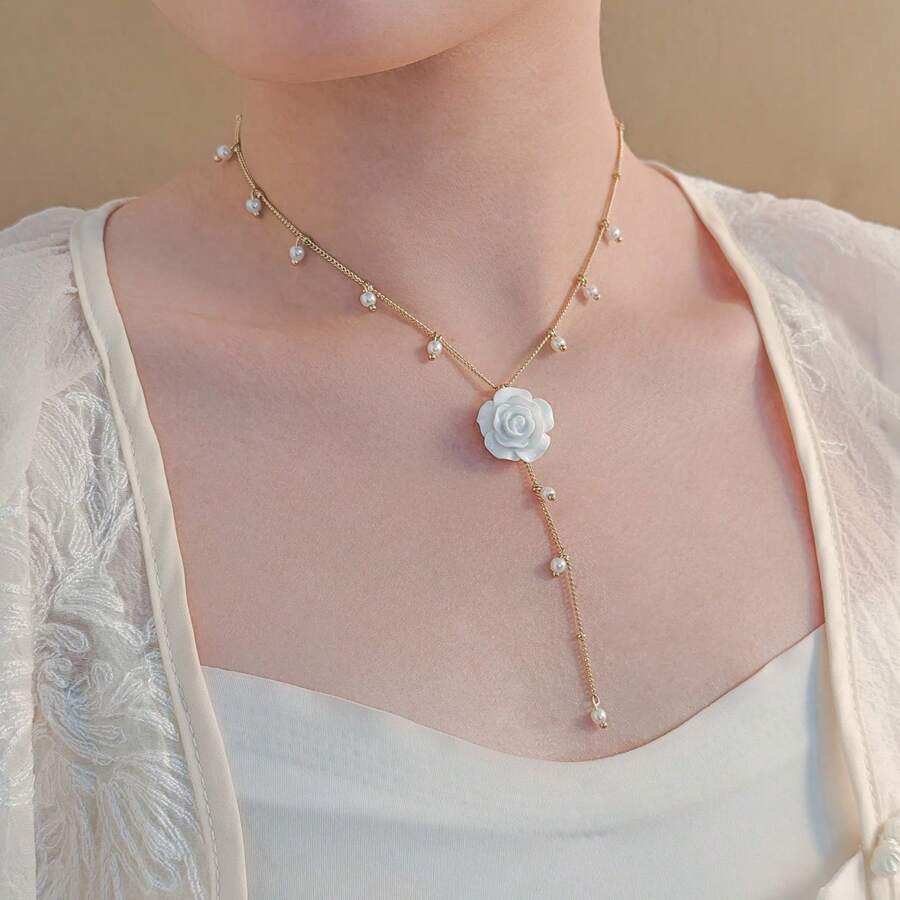 1 stuk Koreaanse stijl prachtige bloemen- en parelhangerketting, delicaat ontwerp, dames normale sleutelbeenketting
