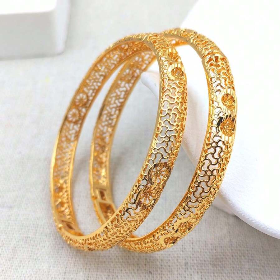 1pc Elegant Women's Gold Color Open Bangle Bracelet, Metallic Hollow Out Design, Versatile For Parties, Weddings, Occasions