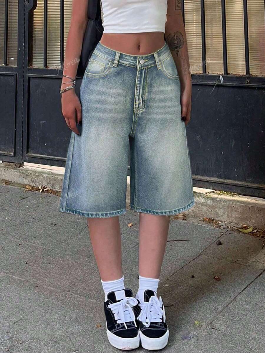 Nuovi jeans corti casual alla moda europea e americana, semplici e adatti per l'uso quotidiano e il pendolarismo