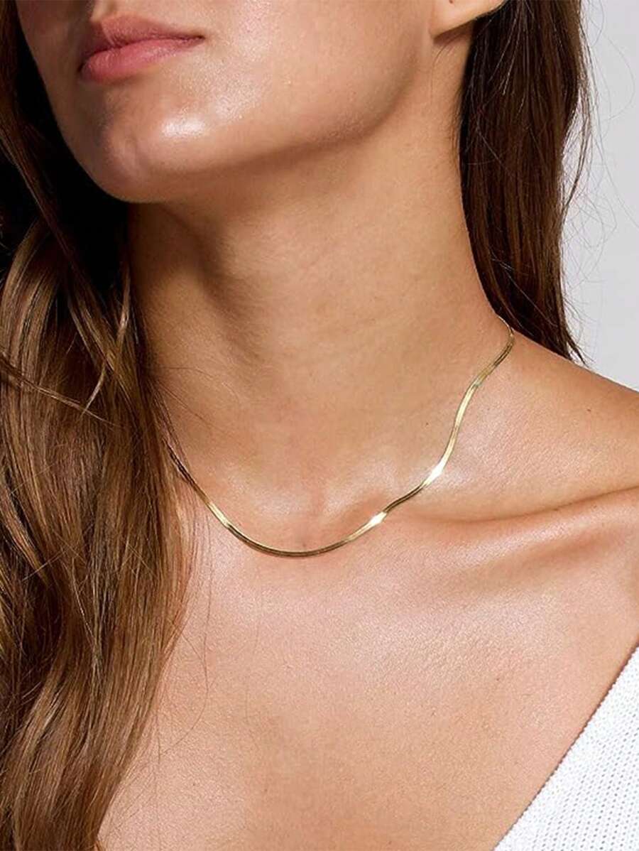 1 Stück zartes dünnes Herringbone Goldfarbenes Halskette, einfache Edelstahlkette Halskette für Frauen