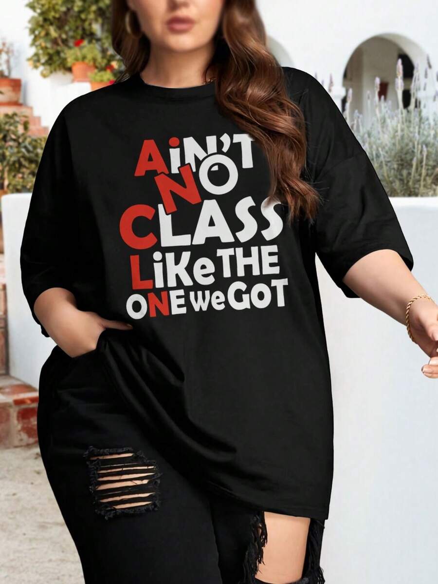 Ain't No Class Like The Class Of 2024 Back To School College Graduate Graduate Student Plus Size Oversize Women T-Shirt For Women