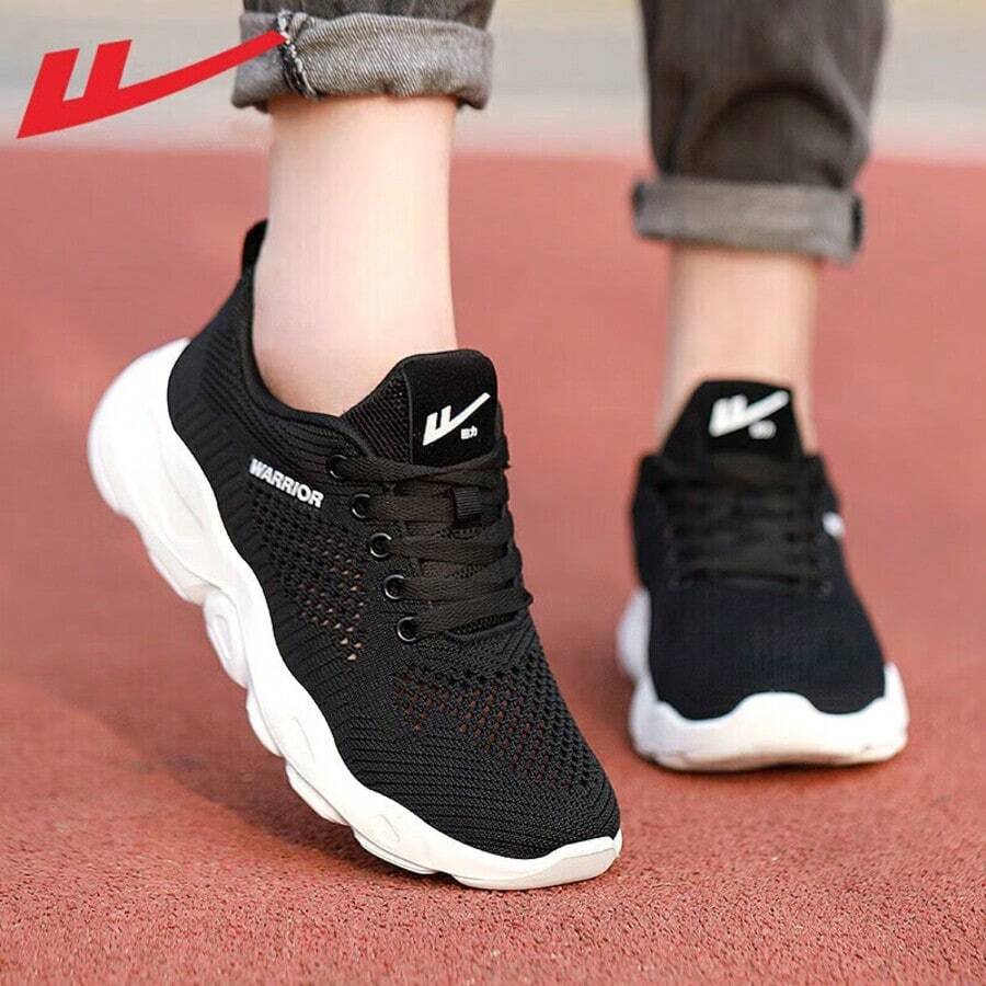 WARRIOR A Pair Of Sports Style Women's Breathable Mesh Shoes Casual Large Mesh Women's Shoes Lightweight Running Shoes