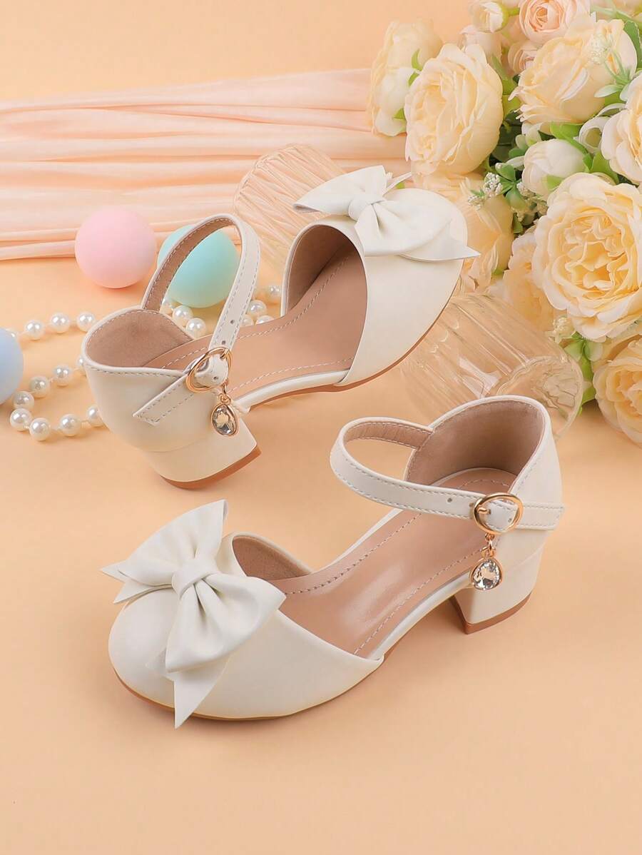 Girls Flower Embellished Chunky Heel Formal Dress, Suitable For Flower Girl, Dance, Wedding, Party, Ballet, Everyday Wear. White Color, Girls Hook And Loop Strap Dress Shoes For Children Of All Sizes