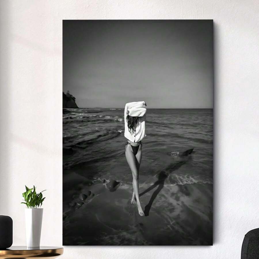 Framed Woman Bikini Print, Beach Photography, Fashion Wall Art, Room Decor High Quality Decorative Posters, Dorms, Gyms, Bars, Cafes, Arcades, Rooms Living Room Wall Decoration Paintings, Perfect Gift, Suitable For Spring