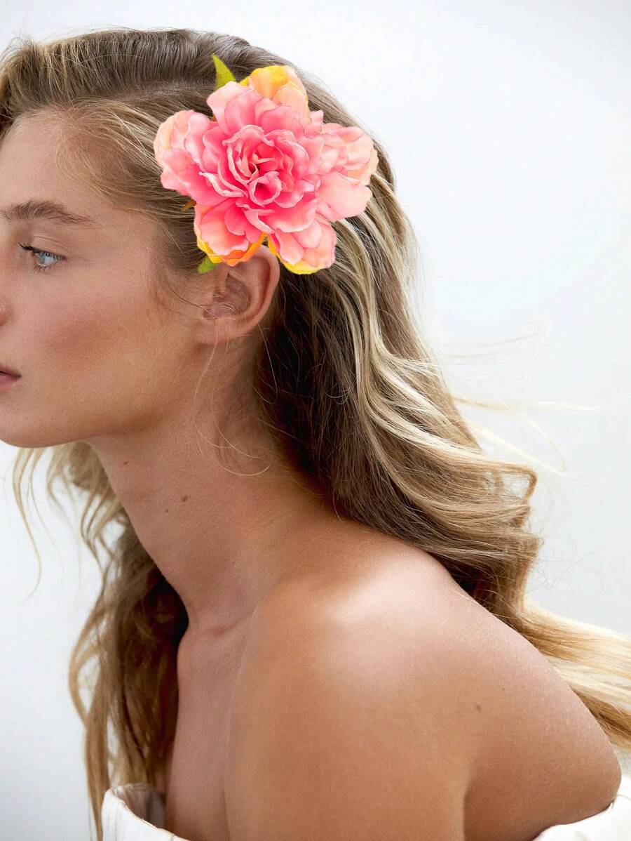 1pc Bohemian Artificial Flower Hair Clip, Suitable For Beach, Resort, And Photo Shooting
