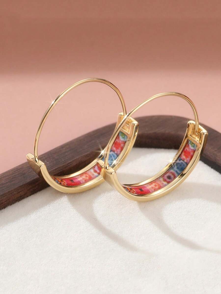 Un par de pendientes de aro vintage con estampado colorido, joyas de boda y vacaciones, regalo del Día de la Madre