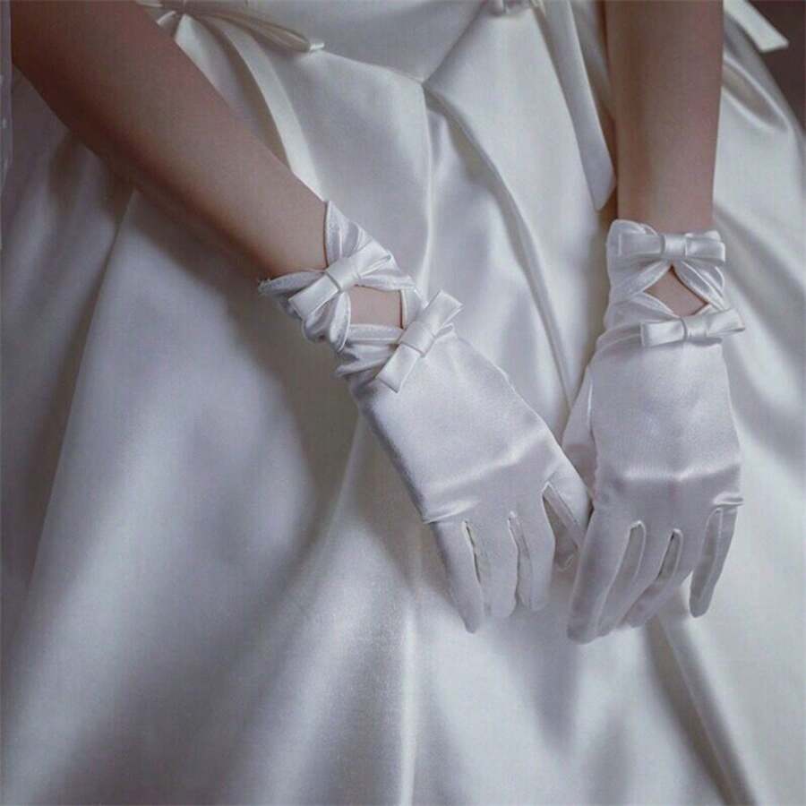 1 Pair Vintage Bridal Wedding Gown Satin Elastic Mid-Length Bow Fully Covered Perforated Gloves, Suitable For Weddings And Photo Studio Use