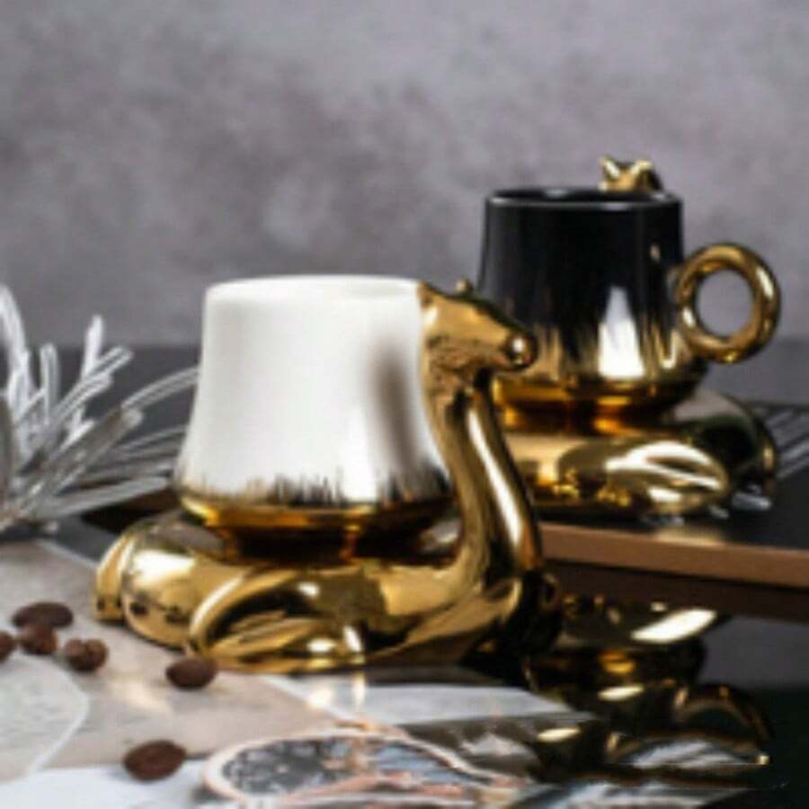 1 set Camel keramische beker met 1 koffiekopje en 1 schoteltje