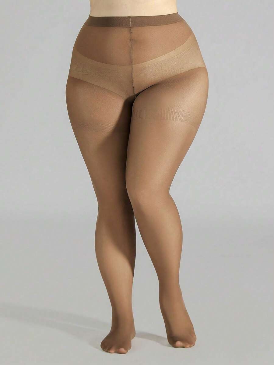 Un par de medias ultra delgadas de 20D para mujeres de tallas grandes