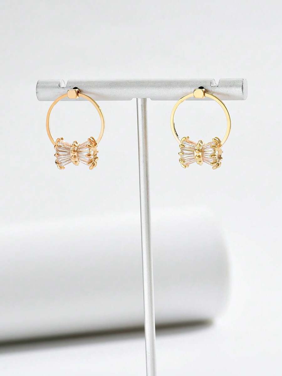1 Pair Fashionable New Gold-Color Geometric Circle Copper Zirconia Stone Earrings, Stud Earrings For Women, Casual, Holiday, Date