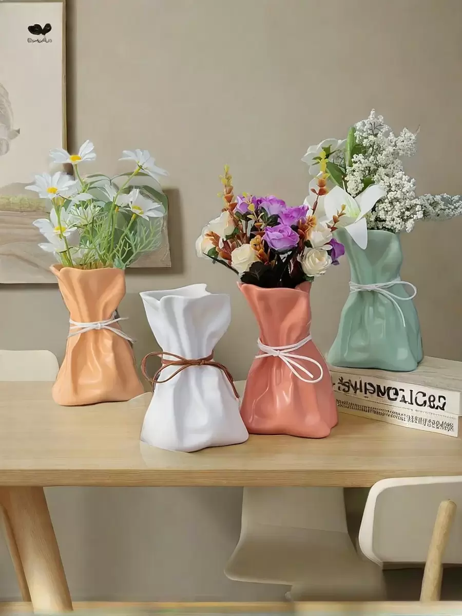 Jarrón decorativo inspirado en telas hecho a mano con lazo - Decoración del hogar minimalista moderna en forma de bolsa con tonos pastel para escritorio/estantería/sala de estar - Pieza versátil de exhibición para interiores con estilo bohemio y decoración de eventos - Recipiente de acento listo para regalar