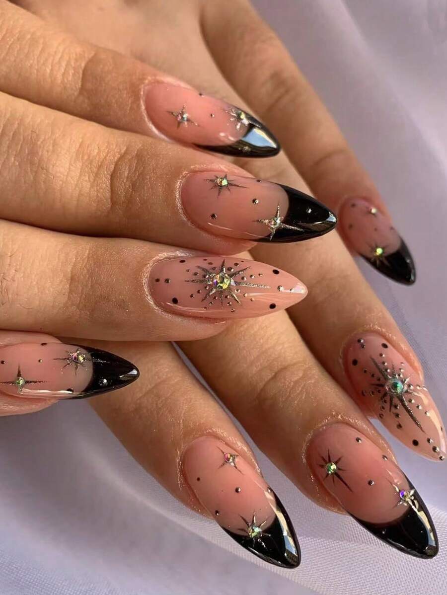 Juego de 24 uñas postizas negras con diseño de punta francesa de almendra con cristales de rhinestone 3D y brillo, ajuste perfecto para uñas acrílicas medianas. Contiene 1 pegamento de gel y 1 lima de uñas. Uñas de arte de punta francesa fáciles de llevar para uso diario de mujeres y niñas, y para fiestas rave.