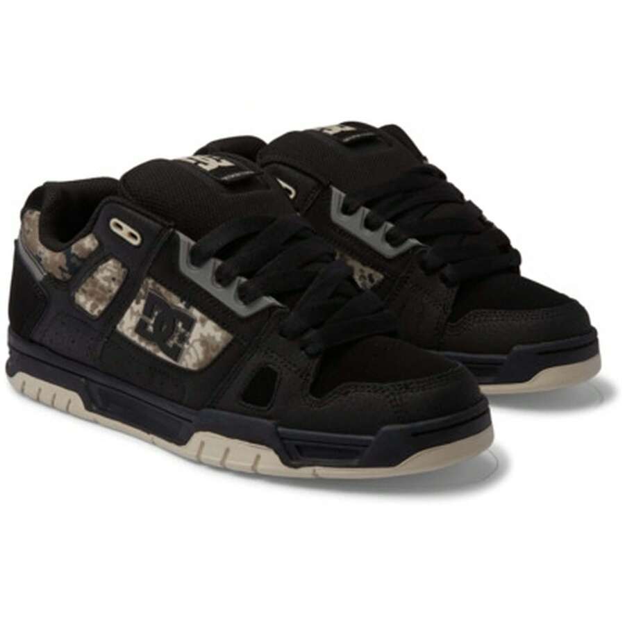 DC Shoes Baskets Stag pour Homme en couleur Noir ✅ Livraison en 3-5 jours