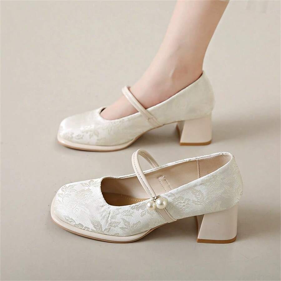 2025 primavera e autunno scarpe Mary Jane scarpe stile nazionale scarpe singole francesi ricamate da donna con gonna sera stile sera scarpe delicate