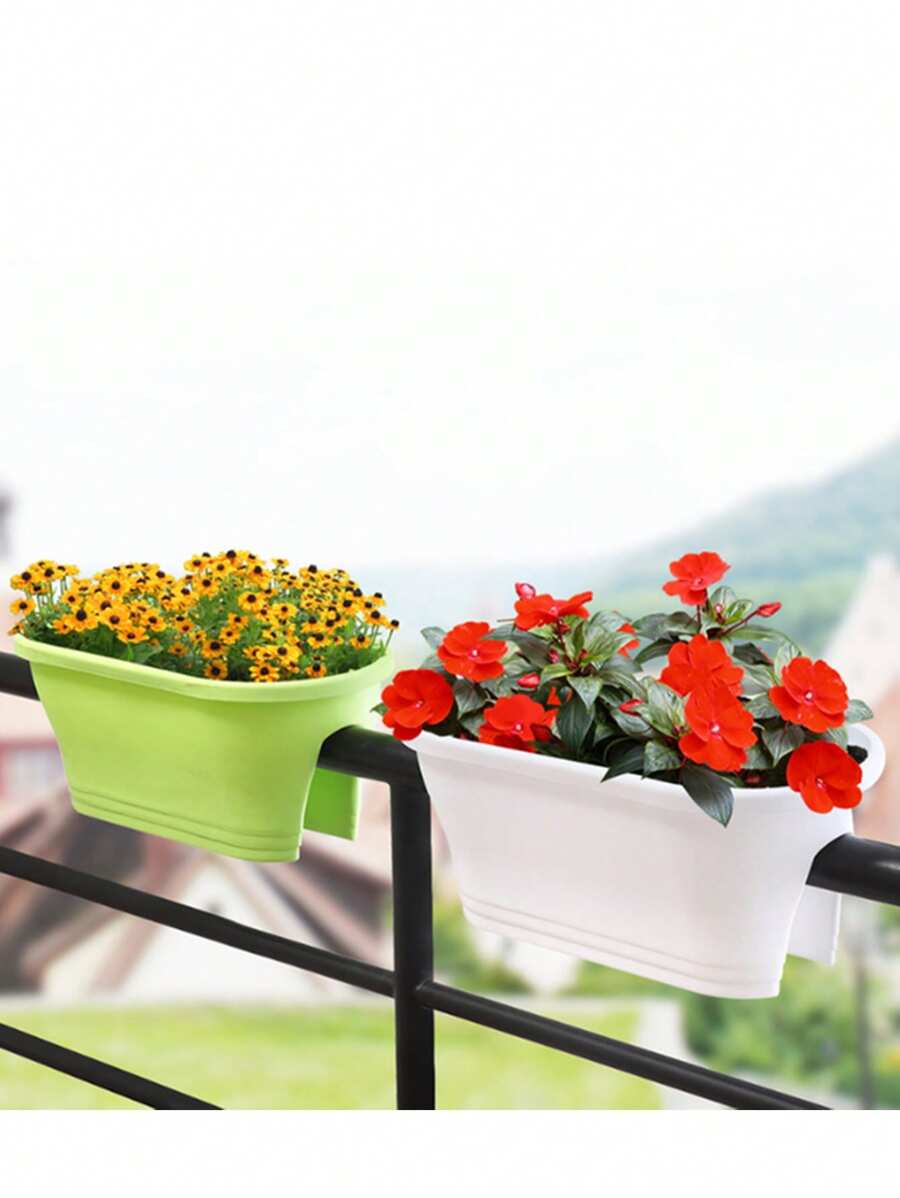 Creative Thickened Horse Riding Saddle Basin Railing Guardrail Stall Plastic Flowerpot
