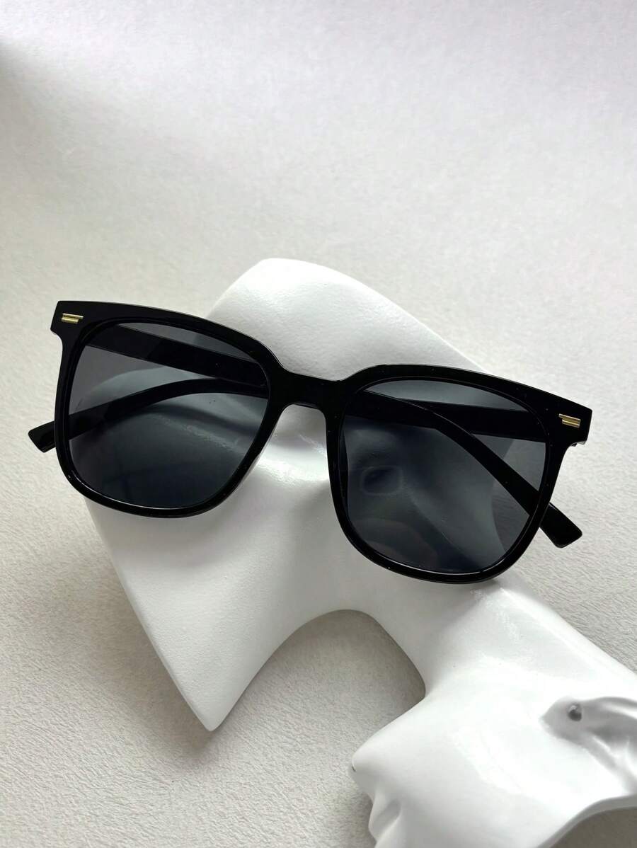 1 szt. Wysokiej klasy męskie klasyczne modne okulary - prostokątne modne okulary, eleganckie modne okulary, okulary w stylu casualowym, idealny prezent dla niego - uniwersalne do codziennego noszenia, odpowiednie do podróży na świeżym powietrzu, jazdy samochodem, ochrona UV400, stylowa estetyka, czarne letnie modne okulary