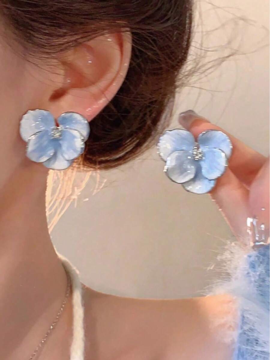 1 paire de boucles d'oreilles à fleurs bleu pastel/rose, boucles d'oreilles exagérées élégantes et douces. Cadeau de bijoux haut de gamme pour femmes
