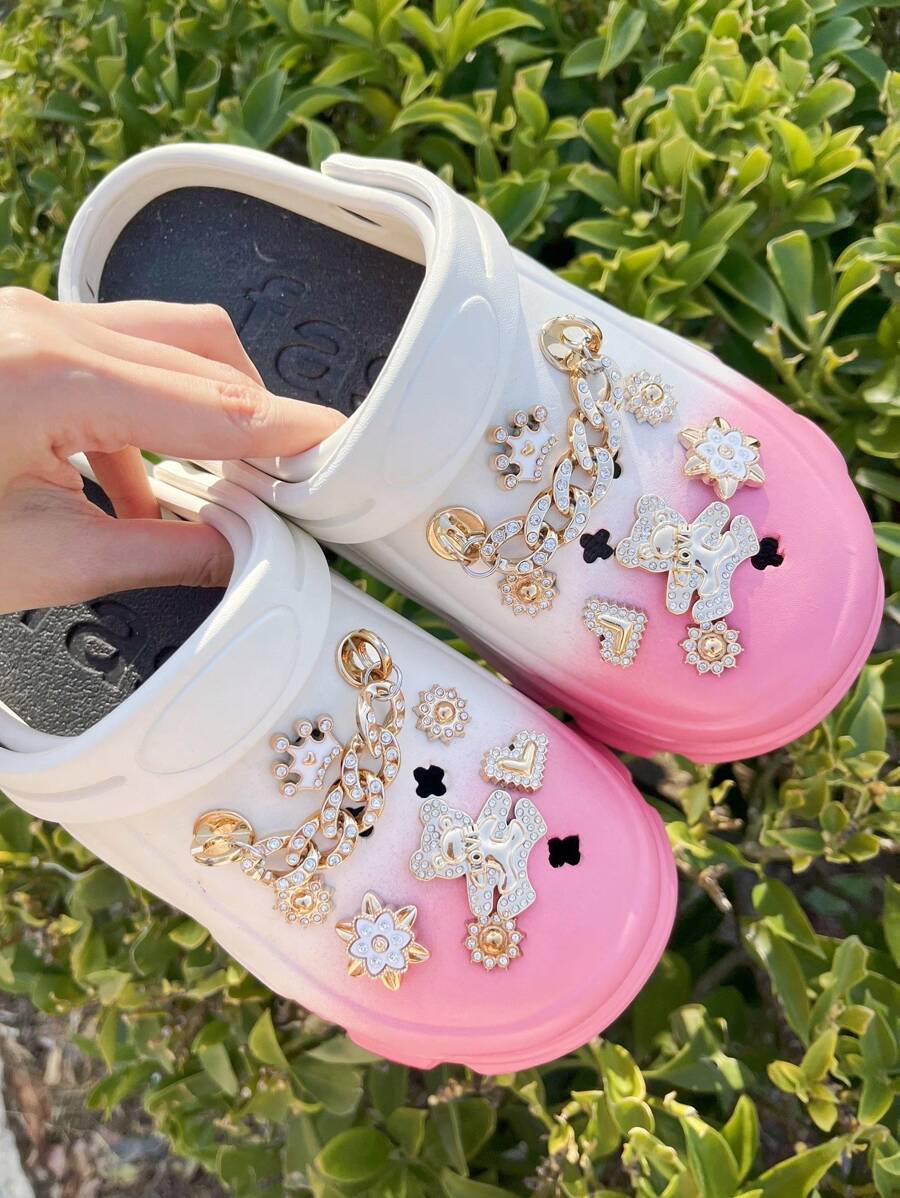 16 piezas de dijes de oso con cadena de color dorado, aptos para sandalias, calzado de playa, accesorios DIY, decoraciones para zapatos