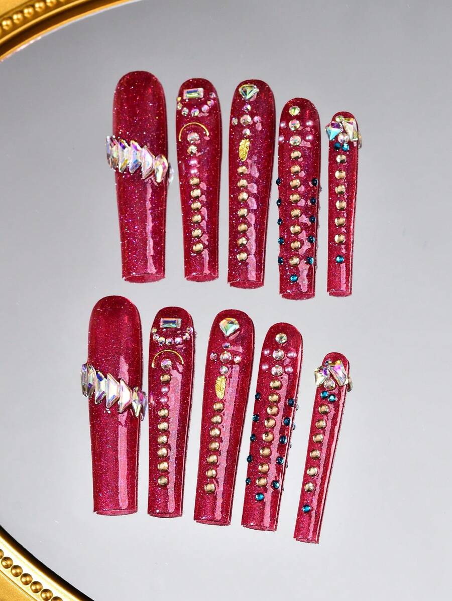 10Pcs Red Handmade Nails Set Press On Long Coffin Squaer False Nail With Rhinestone Glistening Design Reusable Full Cover Fake Nail,1pc Nail File And 1pc Nail Glue, Suitable For Girls And Women Festival Parties And Daily Wear Holiday Gifts Nail Art Nail Salon(Note: Handmade Slight Color Variation In Base Color, Accessories And Rhinestones Due To Batch Difference, Which Is Normal)