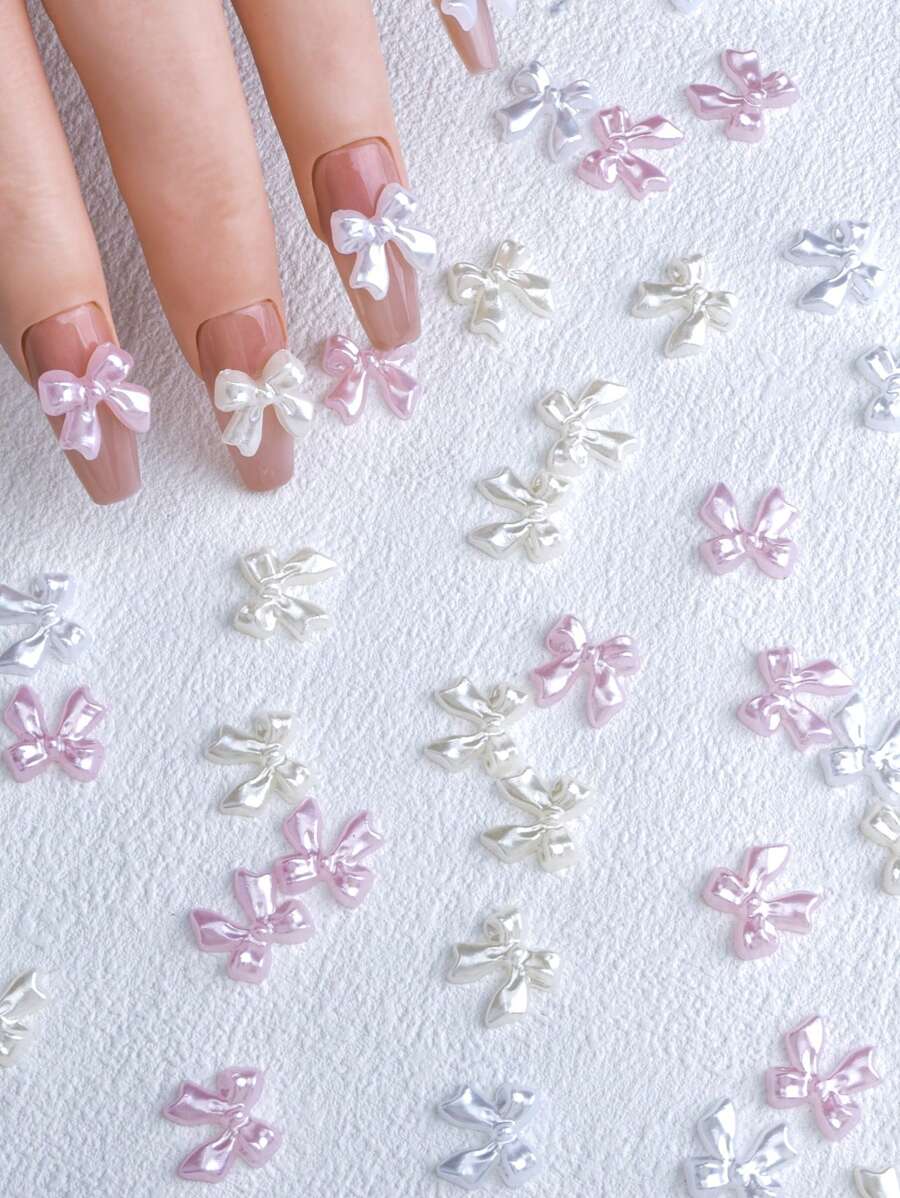 50 piezas de joyas de decoración para uñas hechas a mano con lazos de textura satinada de perlas falsas, accesorios de decoración de lujo