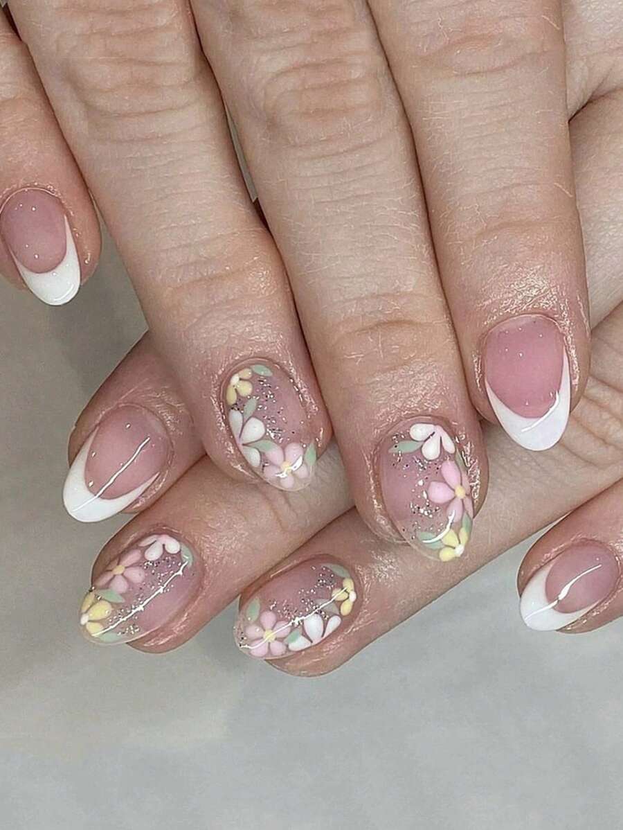 24 Pieces Of Short Nails, Oval Fake Nails, Multi-Color Patch Nails, Nude White Edge Small Floral Pattern Design, Y2k Press Nails, Cute Fake Nails, Nail Supplies, Nail Art Salon, Nails, Suitable For Independence Day Women And Girls