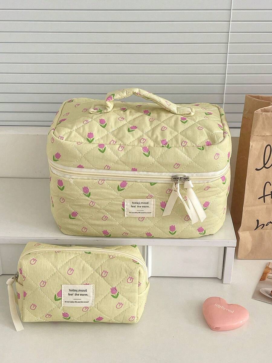 Bolsa de maquillaje de tela suave con patrón floral sobre fondo amarillo, con cierre de cremallera. Bolsa de almacenamiento linda para cosméticos, artículos de tocador, uso doméstico, viajes y mujeres