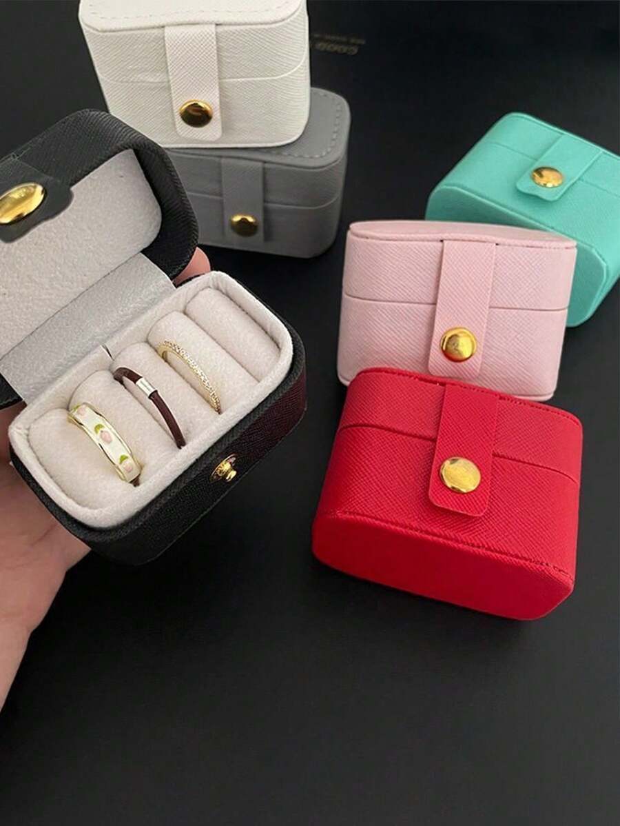 1pc Mini Classic Leather Ring Box With Button Portable Travel Jewelry Case, Elegant Jewelry Display Packaging Box Practical Ring & Earring Storage Box, Fashionable Gift For Women And Girls