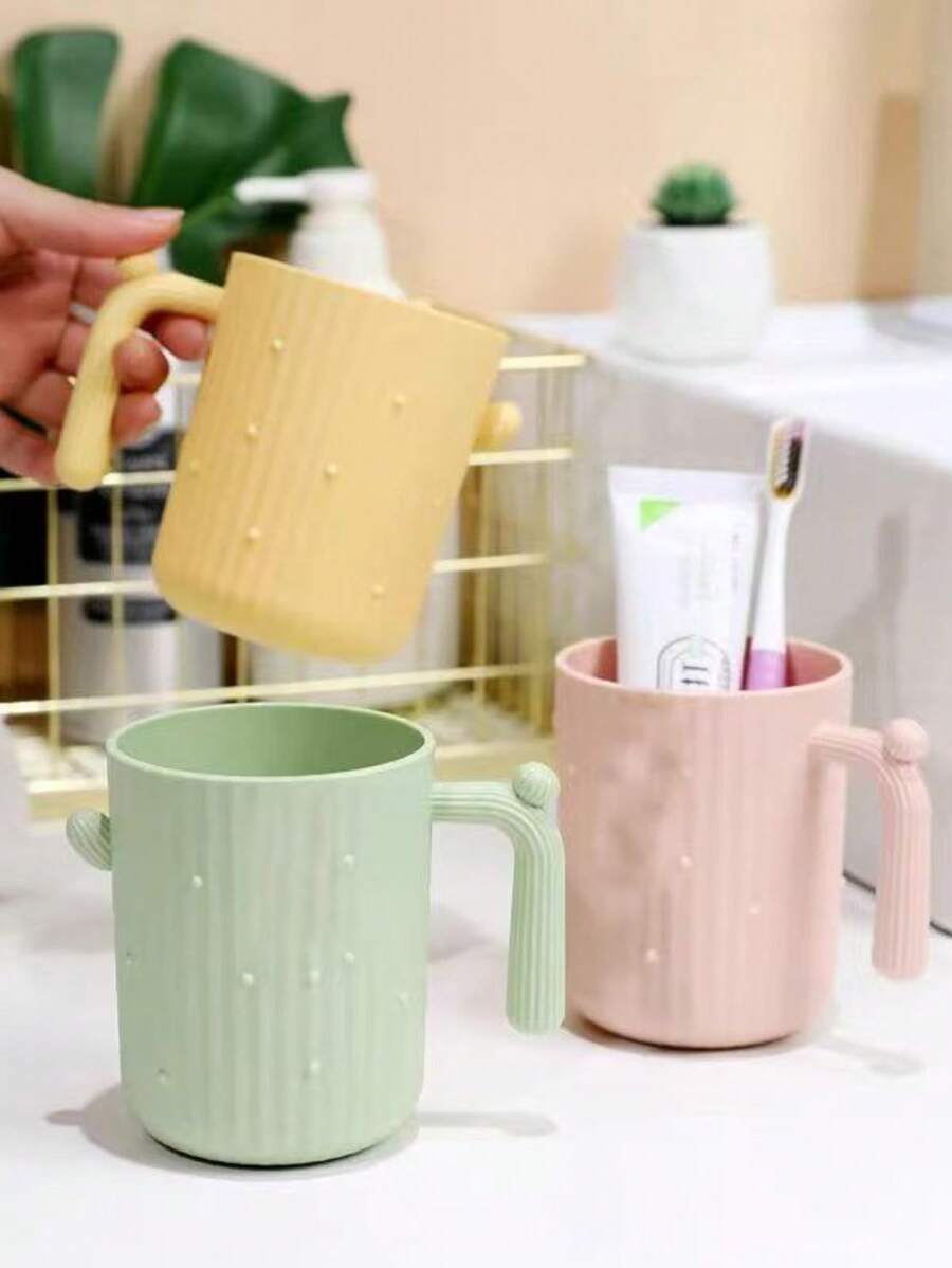 1pc Cactus Shaped Plastic Mouthwash Cup, Cute Toothbrush Holder With Handle, Ideal For Couples&Dorms, Durable&Easy To Clean, Perfect For Bathroom Essentials Storage, Bathroom Accessories Back To School