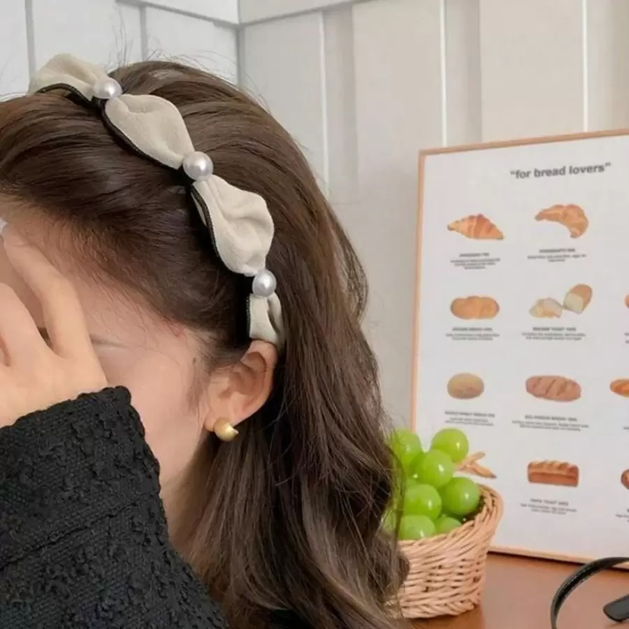 1 peça de faixa de cabeça de pérola feminina, faixa de cabelo versátil para sair, acessório de maquiagem e lavagem de rosto no verão, faixa de cabelo, faixas de cabelo com arco