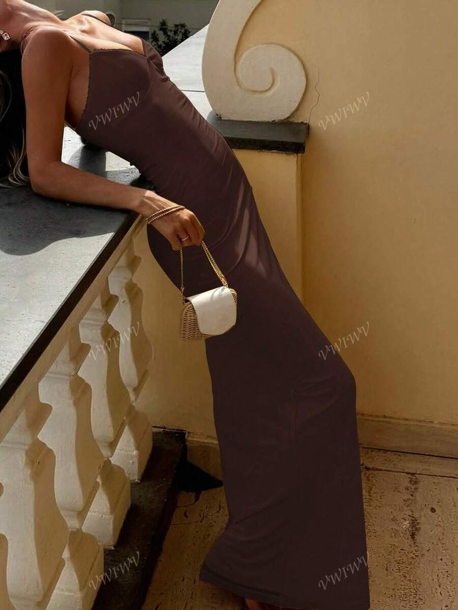 Vestido ajustado elegante y romántico de malla y encaje para una cita al atardecer en el Día de San Valentín