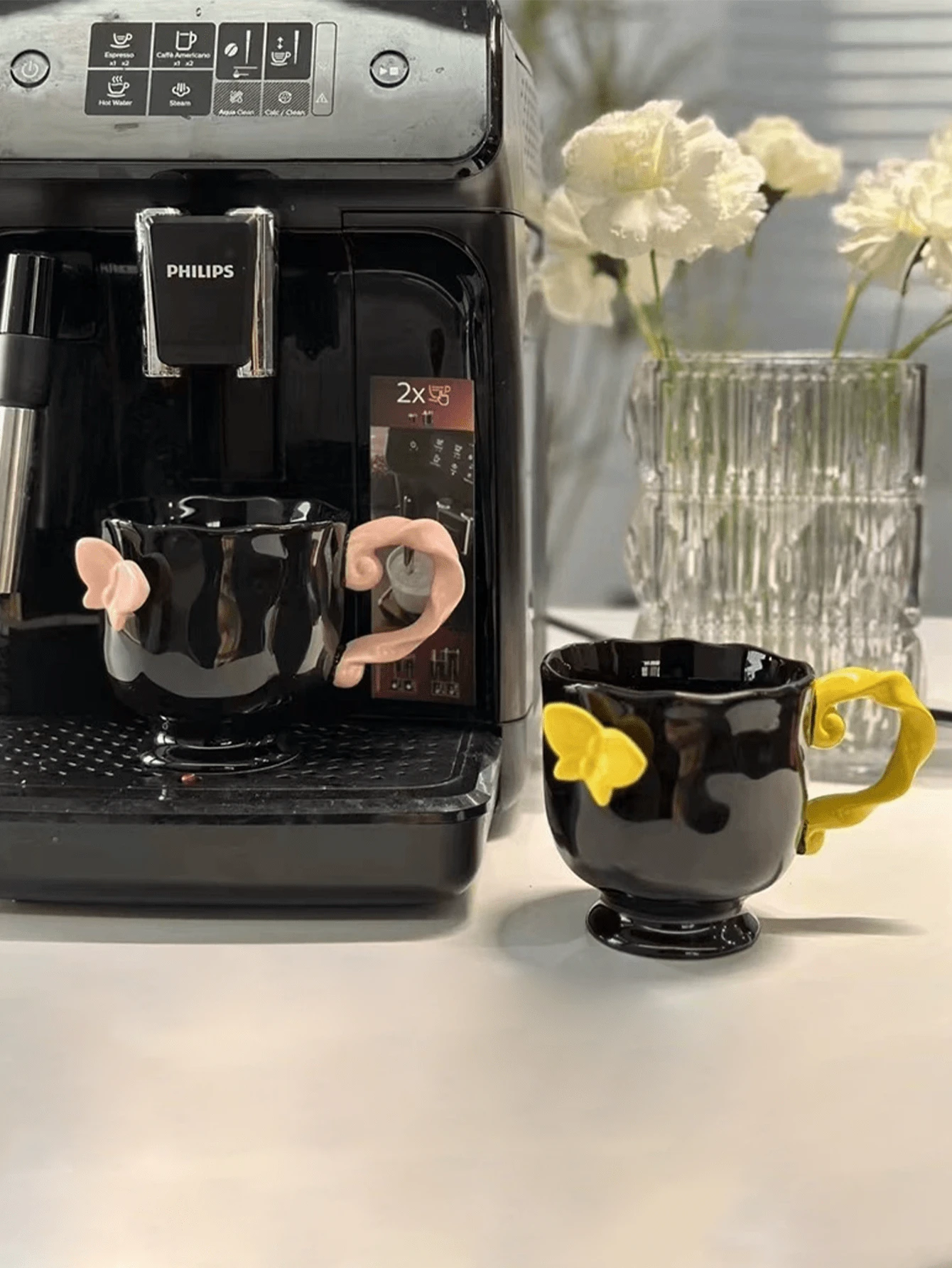 1pc keramische romantische vlinderbeker, hoogwaardige Scandinavische stijl niche creatief ontwerp mok, kantoor koffiekopje, ontbijtkopje, latte/Americano kop, melkkopje, geschikt als cadeau voor vrouwen en gezinnen