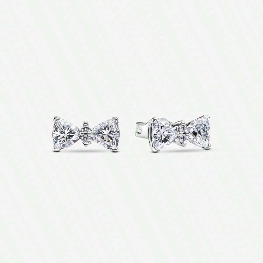 Joyería de 100% plata de ley 925 apta para aretes del estilo original 1:1. Aptos para que las mujeres construyan unos pendientes de halo brillante con corazón rojo, adecuados para las personas que te gustan durante el Día de San Valentín y la Navidad.