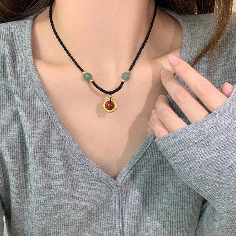 Collier en corde tressée fait main avec pendentif nœud auspicieux, fashion, collier haut de gamme, bijou de chaîne de clavicule unisexe