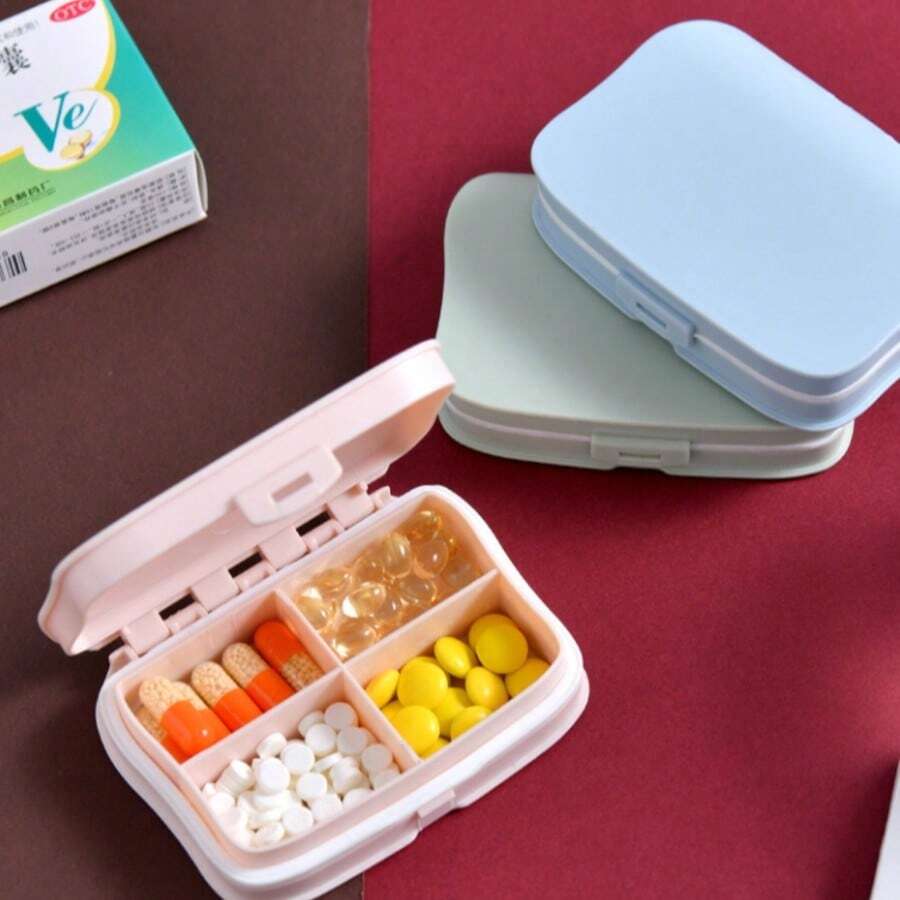 1pc Sealed Four Compartment Pill Box Portable Compartment Small Pill Box Mini Plastic Organizer With Compartment Dustproof
