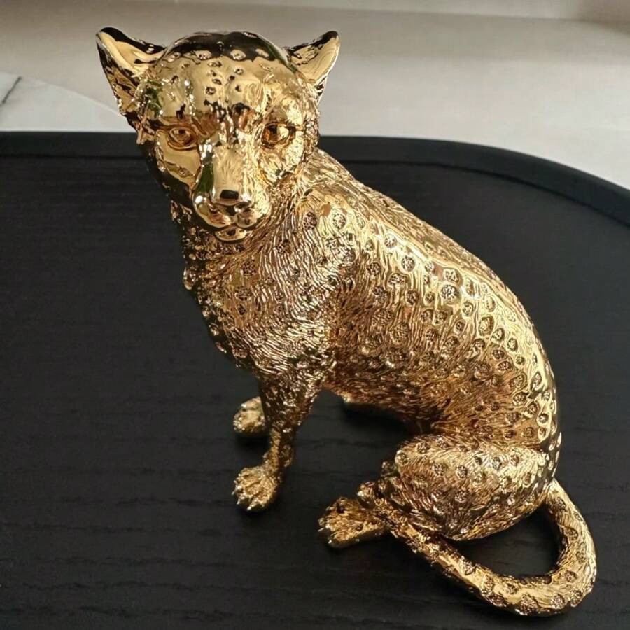 1pc Electroplated Gold Sitting Leopard Desktop Decor, Resin Crafted Animal Sculpture Ornament, Home Decor Symbolizing Wealth And Feng Shui Gifts Birthday Graduation