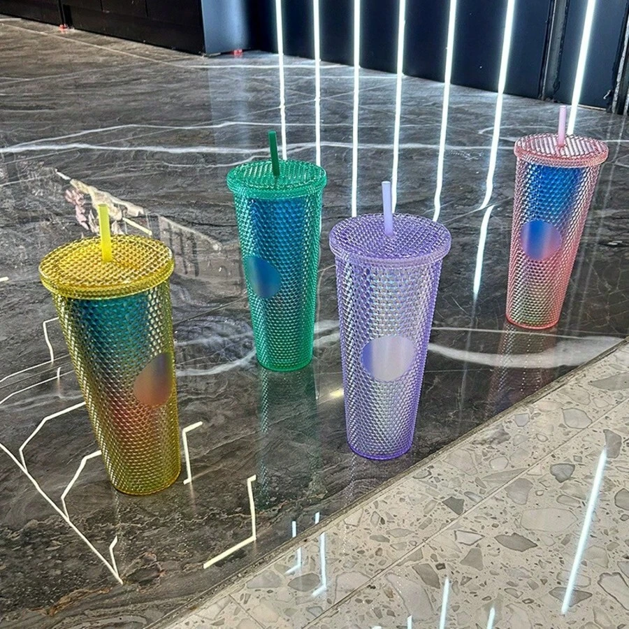 1 tasse de paille de durian dégradée en plastique à double couche de grande capacité. Les couleurs sont expédiées au hasard