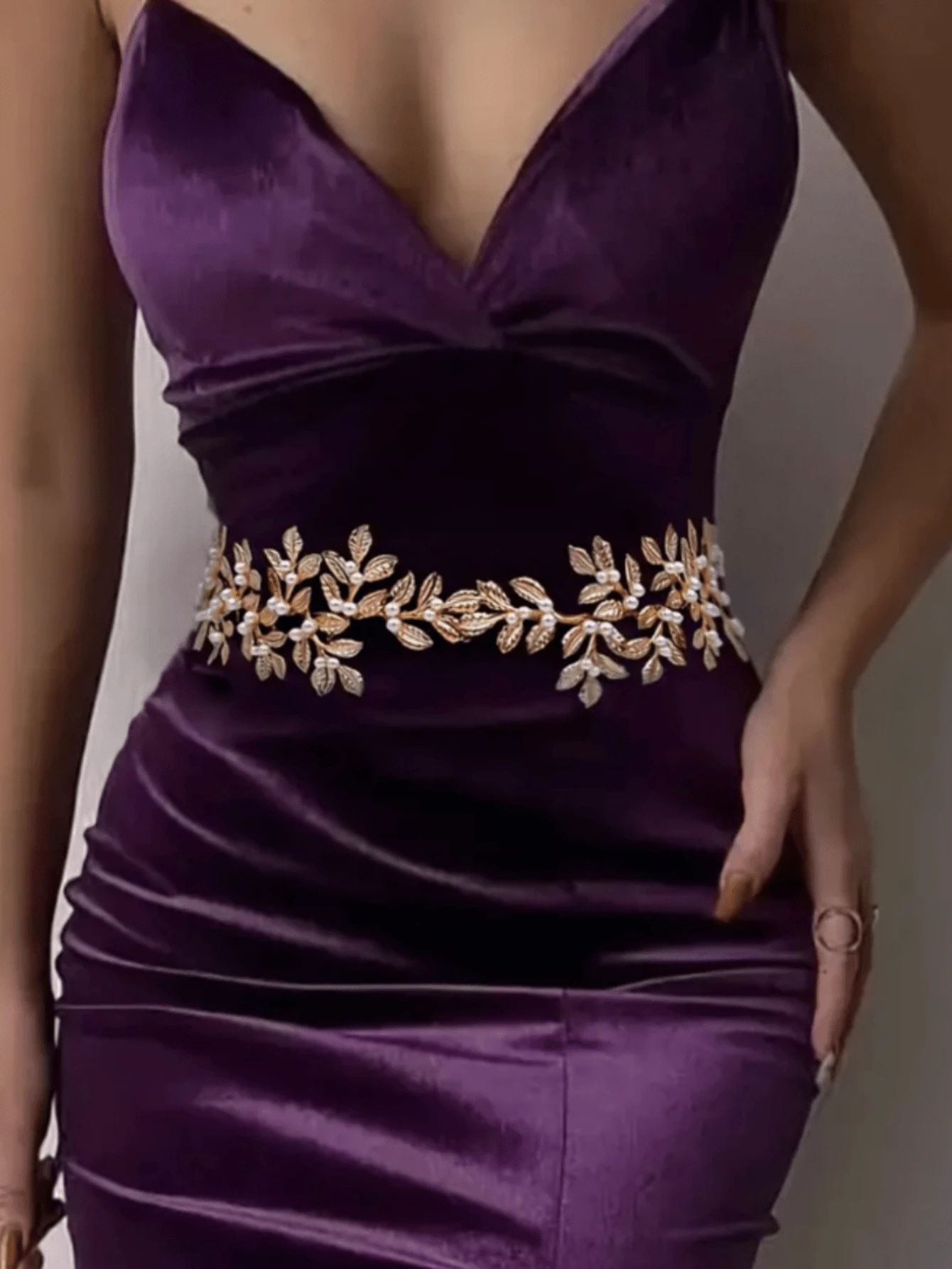 Delicate Golden Waist Accessory With Golden Handcrafted Flowers Leaves, Designed To Make The Bride Look Slim And Elegant, Adorned