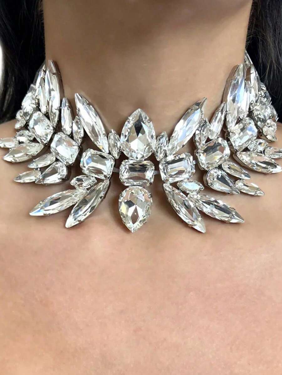 1 pièce Collier géométrique argent avec strass, chaîne élégante avec col en cascade, accessoire de mode pour femmes